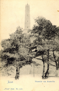 17846 Gezicht op de Pyramide van Austerlitz.N.B. Dit gedeelte van Austerlitz maakt deel uit van de gemeente Woudenberg.